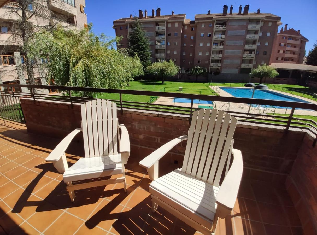 Apartamento Capelot Jaca Ngoại thất bức ảnh